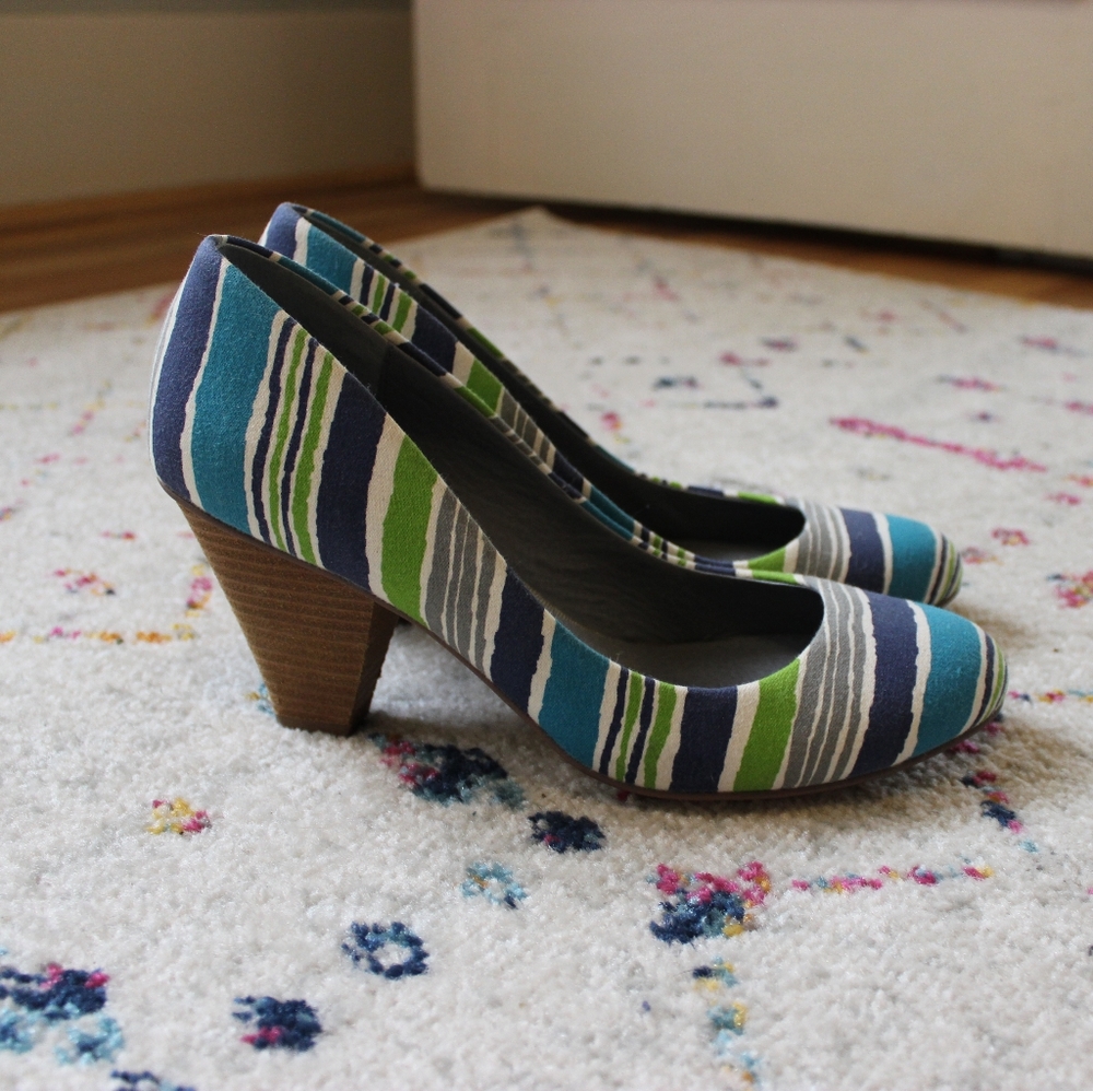 Anthropologie heels - Picture 2 of 7